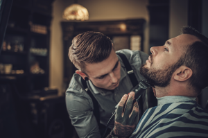 دوره کار با مواد آرایشگری اختصاصی مردان